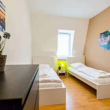 Work & Dd Apartment *